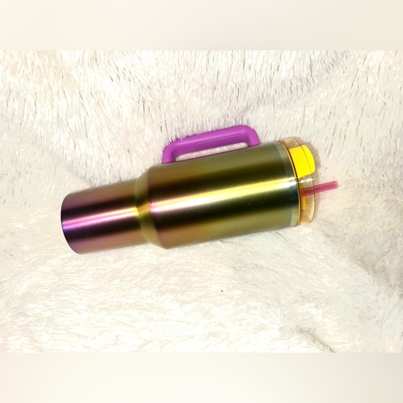 Starbucks / Stanley Compilation Collectors Limited Edition 40 oz Quencher. - Picture 5 of 9